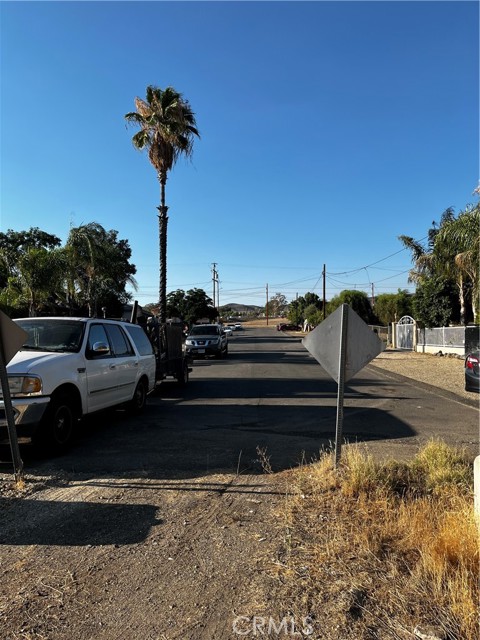 0 SE Morton, Lake Elsinore CA: https://media.crmls.org/medias/a8a8dbc8-e24a-40c1-af2f-347b18e17d39.jpg