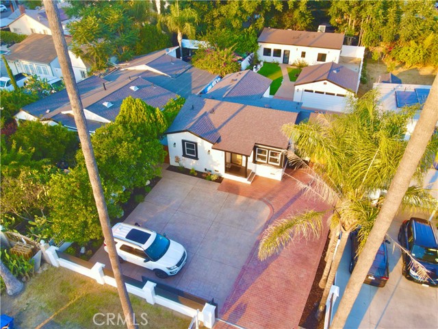 7538 Remmet Avenue, Canoga Park CA: https://media.crmls.org/medias/a8a9f3c4-b4e8-4c82-8a67-e8ad1025700b.jpg
