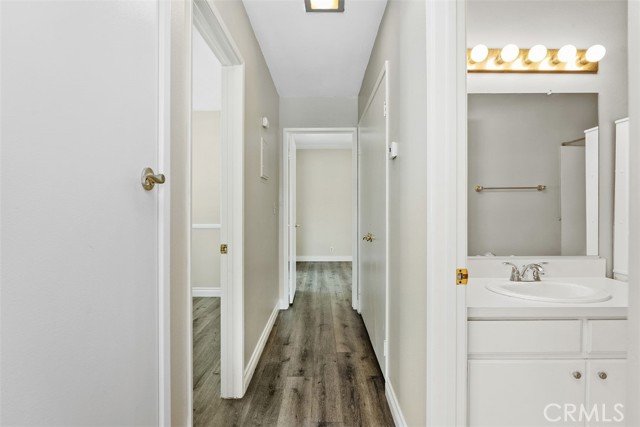 Detail Gallery Image 16 of 32 For 193 Tarocco, Irvine,  CA 92618 - 2 Beds | 2 Baths