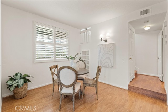 7291 Coho Dr, Huntington Beach CA: https://media.crmls.org/medias/a8ab3c90-6e6e-4b89-b7ef-d147a4212ddc.jpg