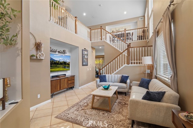 Detail Gallery Image 2 of 46 For 25019 Coral Canyon, Corona,  CA 92883 - 3 Beds | 3 Baths