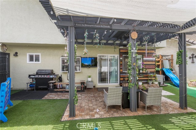 8129 Rancho Poderoso Road, Paramount CA: https://media.crmls.org/medias/a8adaa00-78d8-45d8-8589-d6eae8e514f0.jpg