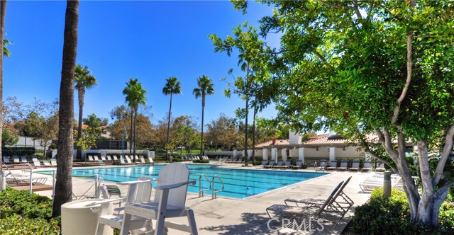 Detail Gallery Image 9 of 18 For 16 Mapache, Rancho Santa Margarita,  CA 92688 - 4 Beds | 2/1 Baths