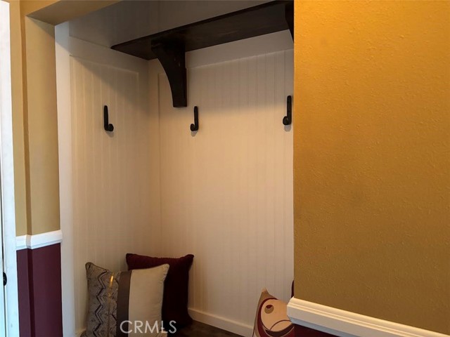 6914 Andasol Avenue, Lake Balboa CA: https://media.crmls.org/medias/a8aeda70-ab97-4551-a776-b64ed05f20b7.jpg