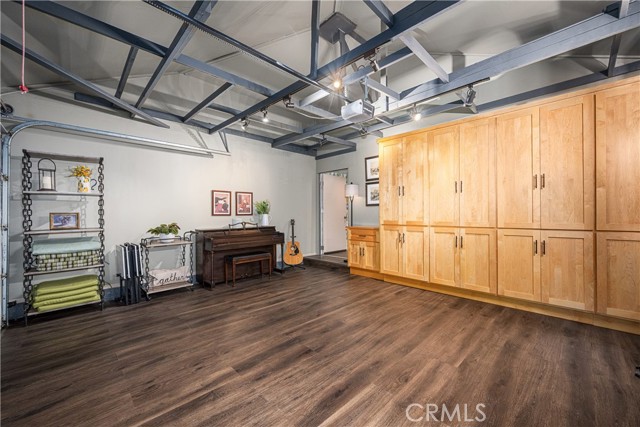 9327 Lexington Street, Cypress CA: https://media.crmls.org/medias/a8af06c6-4e0a-447e-97de-13d3b4cf7299.jpg
