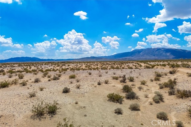 0 Allen Avenue, 29 Palms CA: https://media.crmls.org/medias/a8afae36-a180-41bc-ab9f-99ad7dee40d8.jpg