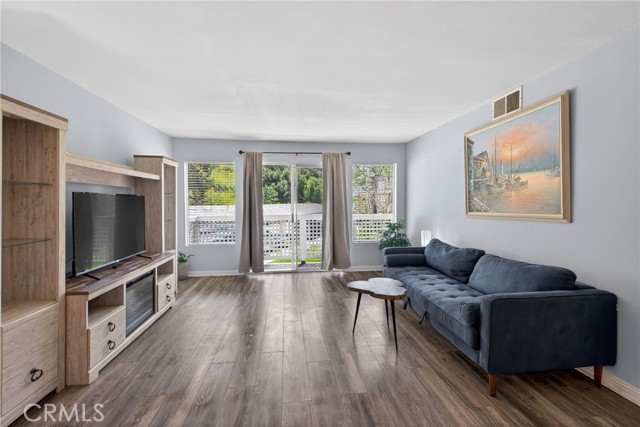 Detail Gallery Image 4 of 31 For 34264 Camino Capistrano #221,  Dana Point,  CA 92624 - 1 Beds | 1 Baths