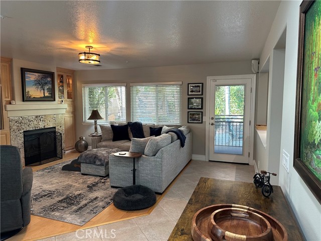 Detail Gallery Image 17 of 72 For 5370 Wrangler Dr, Fontana,  CA 92336 - 4 Beds | 2/1 Baths