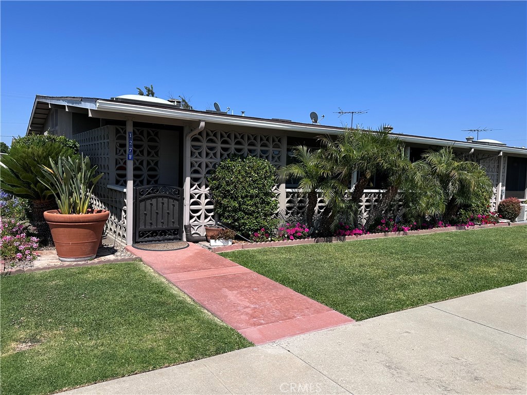 1501 Pelham #127F