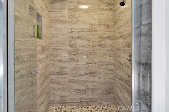 Detail Gallery Image 20 of 54 For 14374 Ironsides Ln, Helendale,  CA 92342 - 3 Beds | 3 Baths