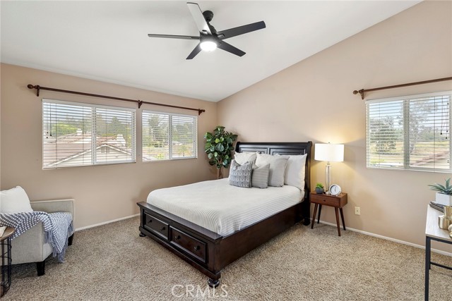 Detail Gallery Image 9 of 18 For 29570 Silver Buckle Ct, Highland,  CA 92346 - 5 Beds | 2/1 Baths