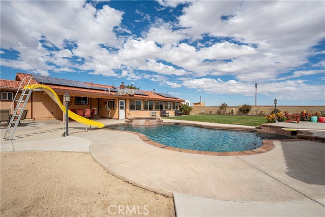 8212 E Avenue H, Lancaster CA: https://media.crmls.org/medias/a8b2929b-2a53-413a-9c89-e5fa079d8cb7.jpg