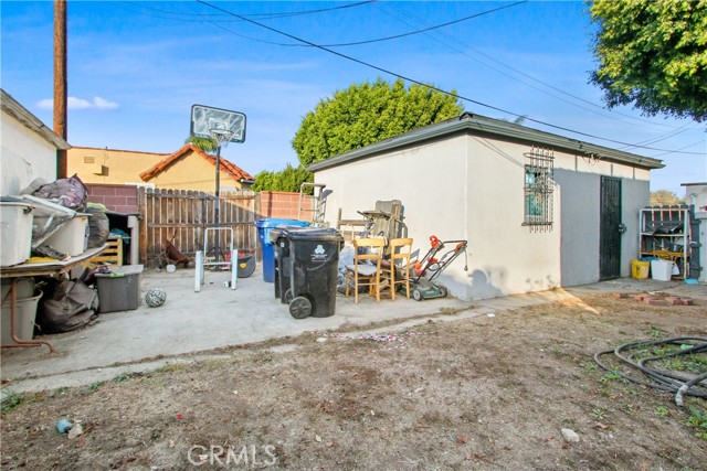 1733 79th Street, Los Angeles, California 90047, 3 Bedrooms Bedrooms, ,2 BathroomsBathrooms,Residential Purchase,For Sale,79th,IN21262473