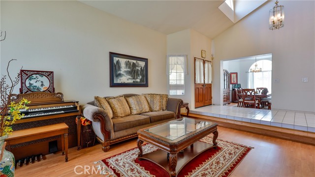 Detail Gallery Image 9 of 66 For 25961 Brookmere Ave, Loma Linda,  CA 92354 - 4 Beds | 3/1 Baths