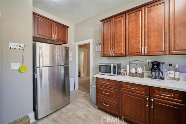 Detail Gallery Image 14 of 30 For 639 N F St, San Bernardino,  CA 92410 - 4 Beds | 1/1 Baths