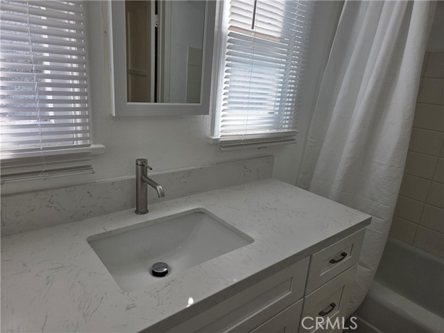 Detail Gallery Image 21 of 23 For 364 370 1/2 S Sierra Madre Bld, Pasadena,  CA 91107 - 1 Beds | 1 Baths
