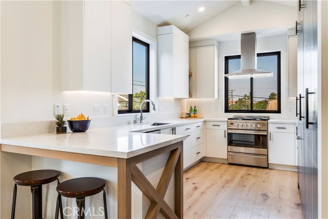 2310 Carnegie Lane, Redondo Beach, California 90278, 4 Bedrooms Bedrooms, ,3 BathroomsBathrooms,Residential,Sold,Carnegie Lane,SB19016903