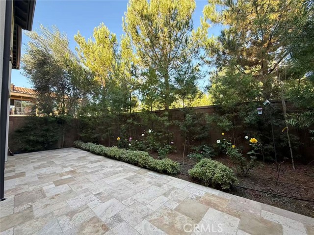 Detail Gallery Image 6 of 7 For 107 Quill, Irvine,  CA 92620 - 3 Beds | 2/1 Baths