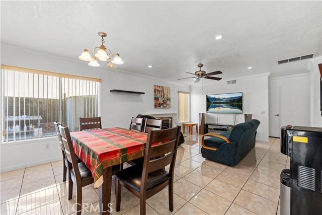 Detail Gallery Image 17 of 51 For 12446 Chestnut, Chino,  CA 91710 - 4 Beds | 2/1 Baths