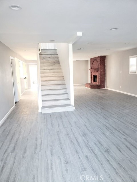 2506 e 6TH Street, Long Beach CA: https://media.crmls.org/medias/a8b7c651-ede1-4e47-8da1-e9255ff9360c.jpg