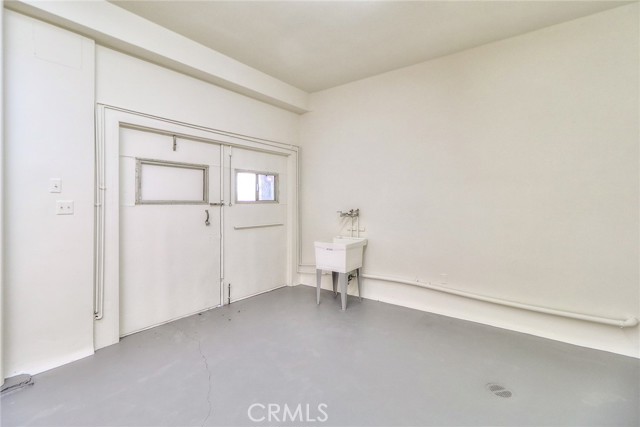 256 E Front Street, Covina, California 91723, ,Commercial Sale,For Sale,256 E Front Street,CRCV24237919