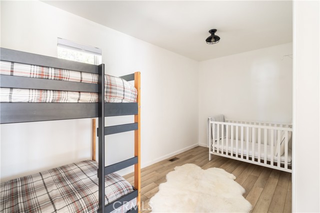 188 S Finch Drive, Big Bear Lake CA: https://media.crmls.org/medias/a8b9a610-b2ca-417f-9420-d66de08d8d77.jpg