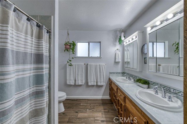 Detail Gallery Image 22 of 38 For 6732 E Harvey, Fresno,  CA 93727 - 3 Beds | 2 Baths