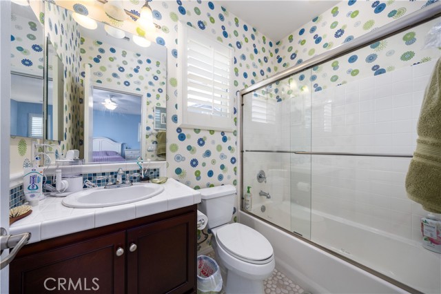 14939 Meadow Way, Eastvale CA: https://media.crmls.org/medias/a8bac7b2-c7ed-4112-97e6-bdcdea2e9fde.jpg