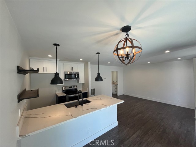 3649 Emerald Street, Torrance CA: https://media.crmls.org/medias/a8bb62d1-a960-46cc-9dfa-dbc81b509b52.jpg