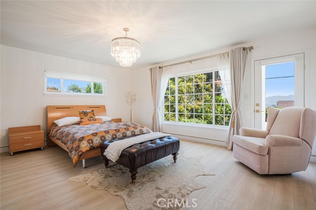 Detail Gallery Image 23 of 41 For 410 Audraine Dr, Glendale,  CA 91202 - 4 Beds | 3 Baths