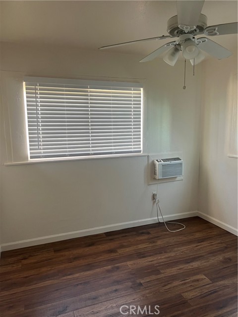Detail Gallery Image 27 of 41 For 1026 Flower St, Bakersfield,  CA 93305 - – Beds | – Baths