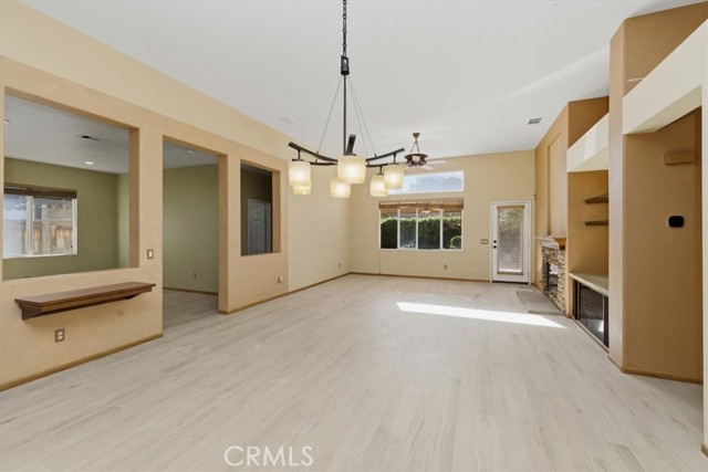 Detail Gallery Image 25 of 50 For 13747 Robinbrook Ct, Corona,  CA 92880 - 4 Beds | 2/1 Baths