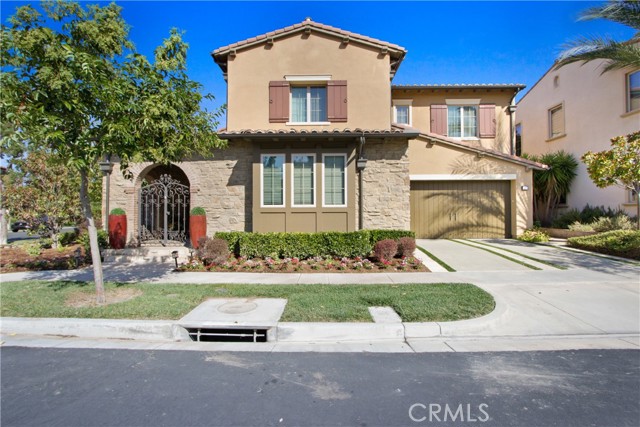 Detail Gallery Image 1 of 75 For 11 Quilters, Irvine,  CA 92602 - 5 Beds | 5/2 Baths