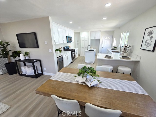 Detail Gallery Image 6 of 18 For 13567 Eldridge, Sylmar,  CA 91342 - 3 Beds | 2 Baths