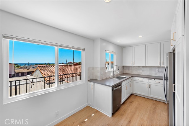 Detail Gallery Image 9 of 19 For 223 Avenida Victoria #B,  San Clemente,  CA 92672 - 2 Beds | 1 Baths