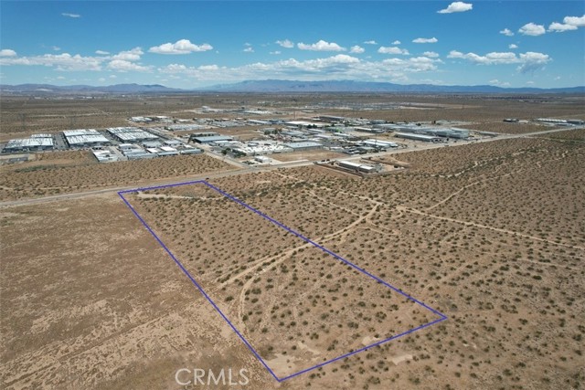 Detail Gallery Image 2 of 32 For 17374 Koala Rd, Adelanto,  CA 92301 - – Beds | – Baths
