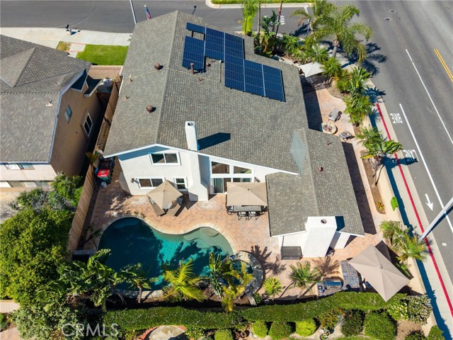 Detail Gallery Image 30 of 31 For 8482 Deepview Dr, Huntington Beach,  CA 92646 - 4 Beds | 3 Baths