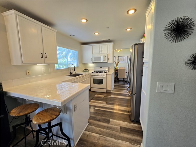 Detail Gallery Image 7 of 34 For 6847 Remie Ct, Rancho Cucamonga,  CA 91701 - 4 Beds | 2/1 Baths