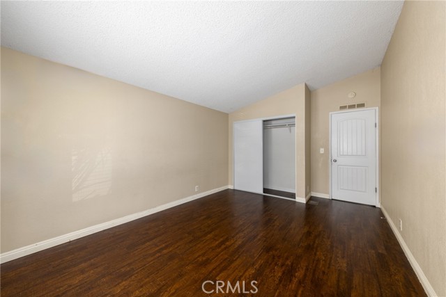 10412 Comstock Road, Corona CA: https://media.crmls.org/medias/a8bf9be4-879f-4b23-9d7b-05113b3a87f9.jpg