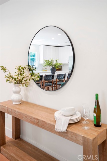 Detail Gallery Image 35 of 55 For 18324 Sylvan St, Tarzana,  CA 91335 - 4 Beds | 2 Baths