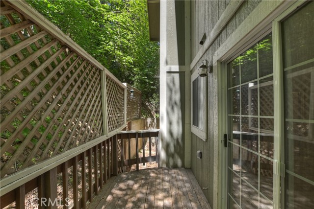 Detail Gallery Image 20 of 32 For 23819 Scenic Dr, Crestline,  CA 92325 - 2 Beds | 1/1 Baths