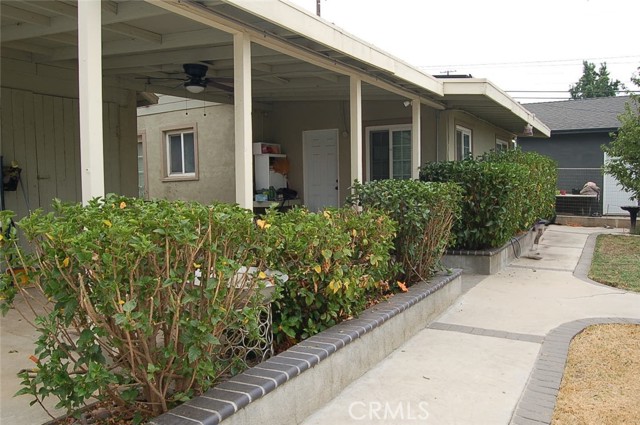 Detail Gallery Image 4 of 28 For 1188 W Cypress Ave, Redlands,  CA 92373 - 2 Beds | 1 Baths