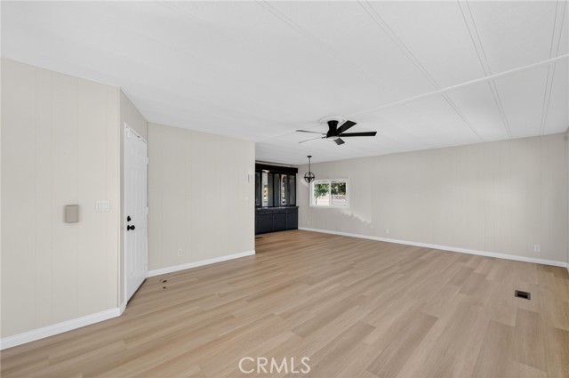 Detail Gallery Image 16 of 37 For 25139 W Posey, Hemet,  CA 92544 - 2 Beds | 2 Baths