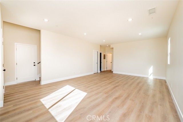 Detail Gallery Image 23 of 30 For 11186 Vernon Ave #B,  Chino,  CA 91710 - 3 Beds | 2 Baths