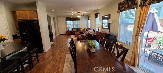 Detail Gallery Image 7 of 54 For 15723 Parkhouse Dr #59,  Fontana,  CA 92336 - 4 Beds | 2/1 Baths