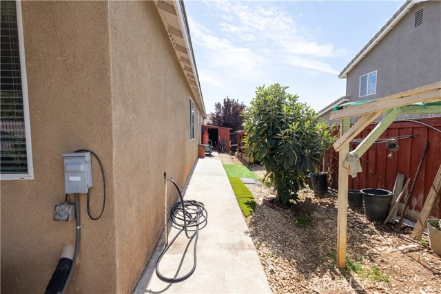 Detail Gallery Image 27 of 32 For 1264 Oakhurst Ct, Beaumont,  CA 92223 - 4 Beds | 2 Baths