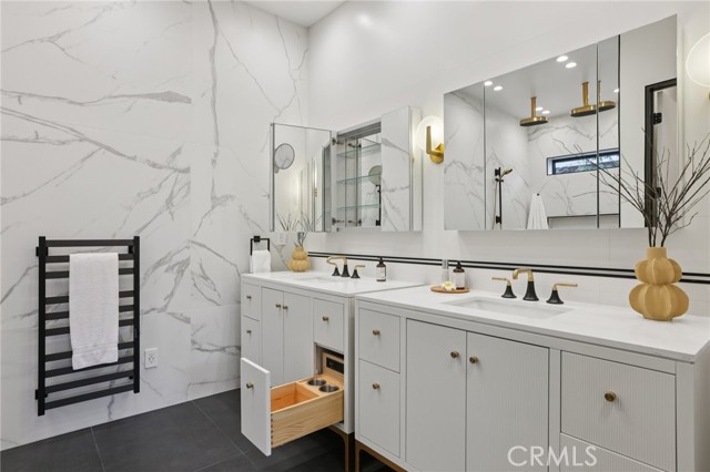 Image 28 of 69 For 5407 Via Del Valle