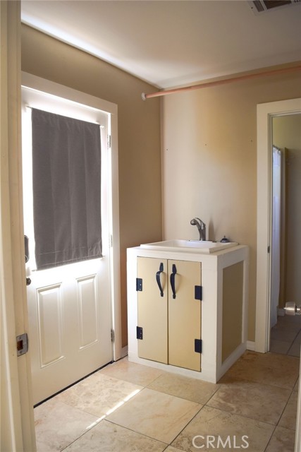 Detail Gallery Image 15 of 37 For 5 W 12th St, Paso Robles,  CA 93446 - 3 Beds | 3 Baths
