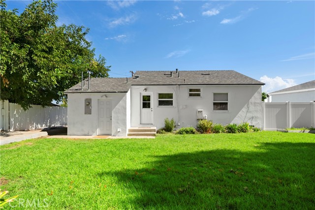 Detail Gallery Image 17 of 20 For 17832 Rhoda, Encino,  CA 91316 - 2 Beds | 1 Baths