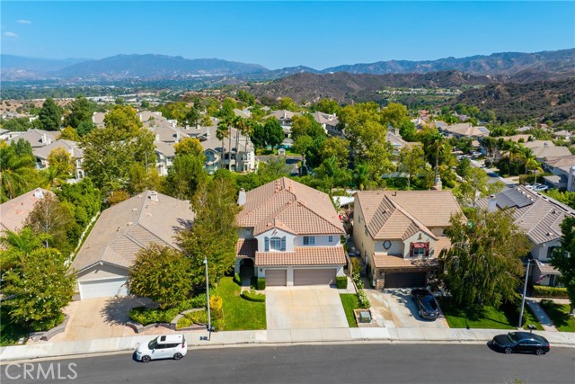 25614 Housman Place, Stevenson Ranch CA: https://media.crmls.org/medias/a8c47745-a0f9-47dc-8693-069aa873ca2d.jpg